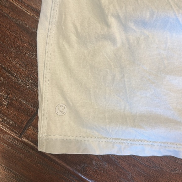 Lululemon All Yours Tee - Picture 4 of 4